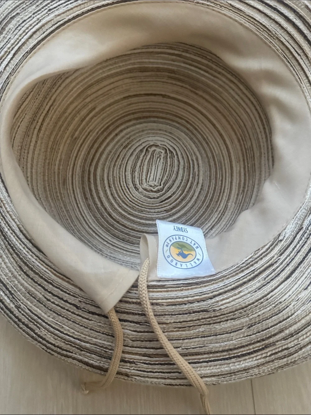 WALLAROO Women's Natural-Tone Straw Sun Hat